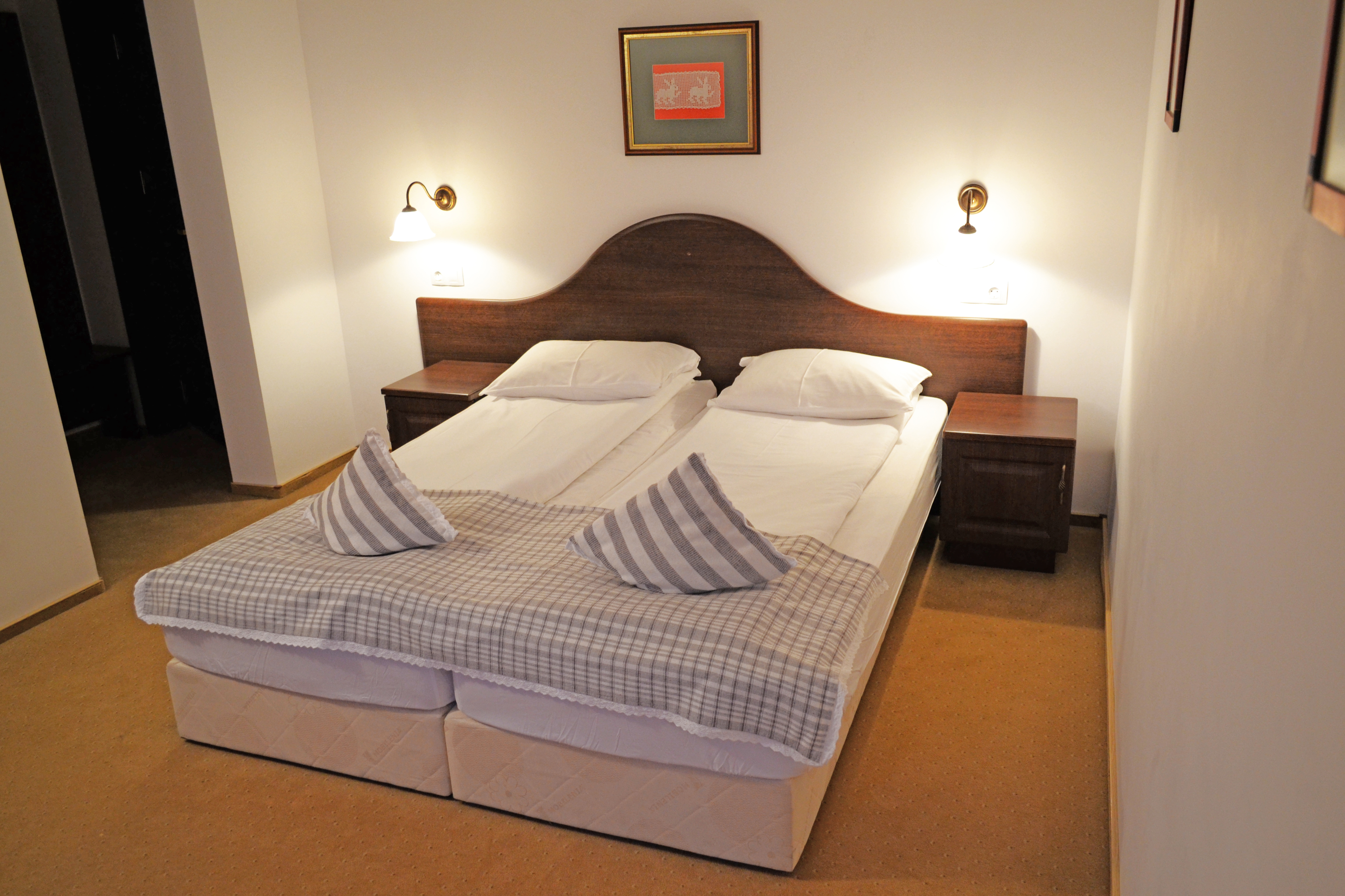 camera pensiune 02.jpg