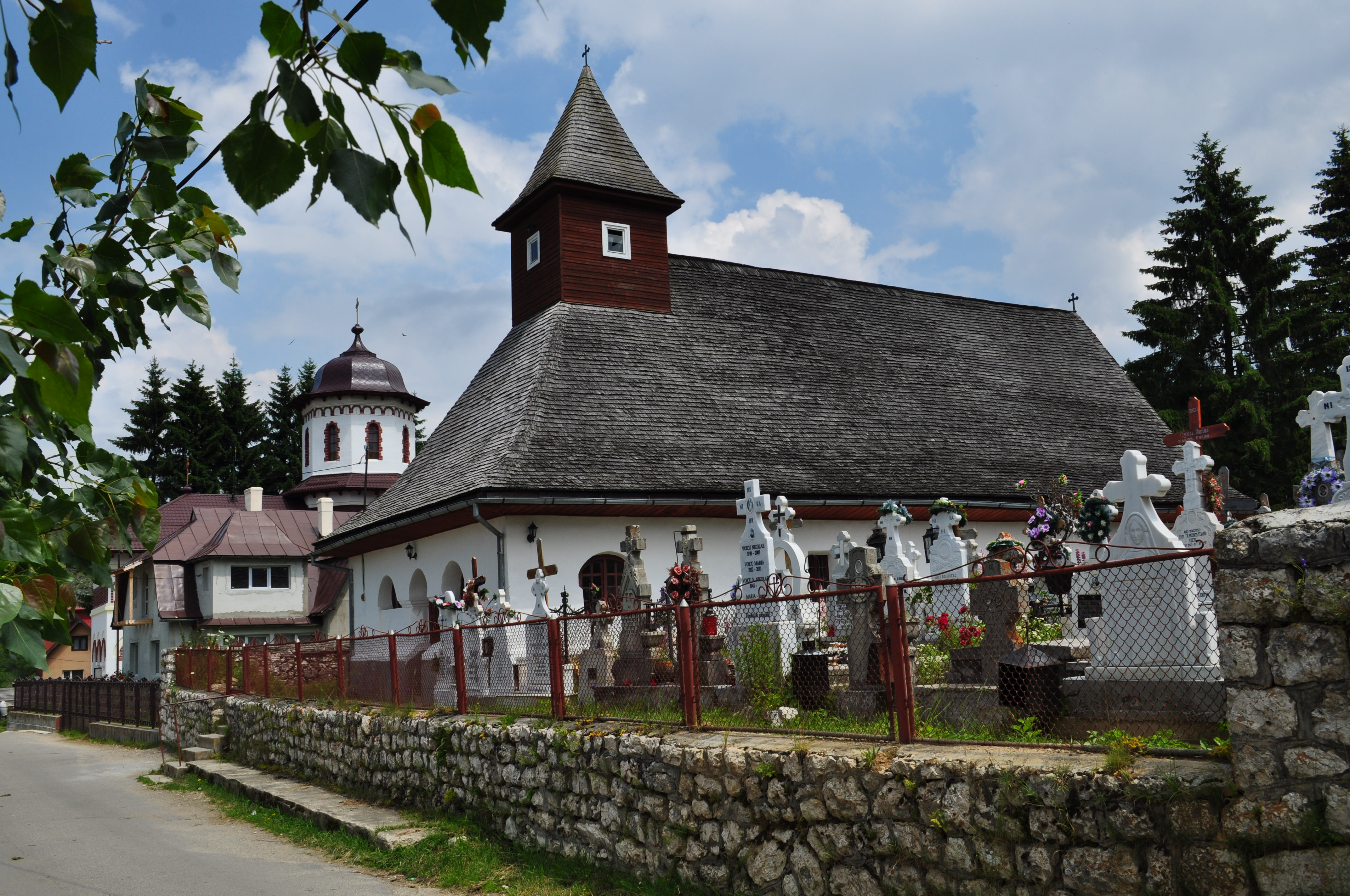 Biserica Ortodoxă Fundata.JPG